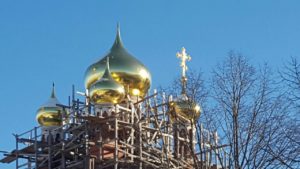23 ДЕКАБРЯ БЫЛ СОВЕРШЕН ЧИН ОСВЯЩЕНИЯ КРЕСТОВ НА СТРОЯЩИЙСЯ ТРОИЦКИЙ СОБОР ТОПЛОВСКОГО ЖЕНСКОГО МОНАСТЫРЯ.